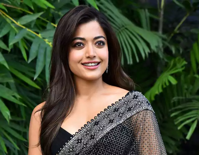 Rashmika Balack Saree Photos